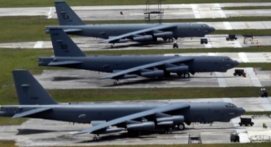 b52s_guam_20080910