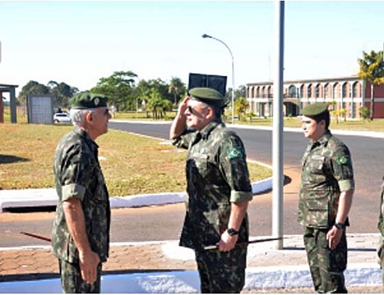 Comandante do CCOMGEX realiza visita técnica de reconhecimento