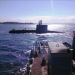 Rebocador de Alto-Mar “Tridente” realiza exercício de reboque com o Submarino “Timbira”
