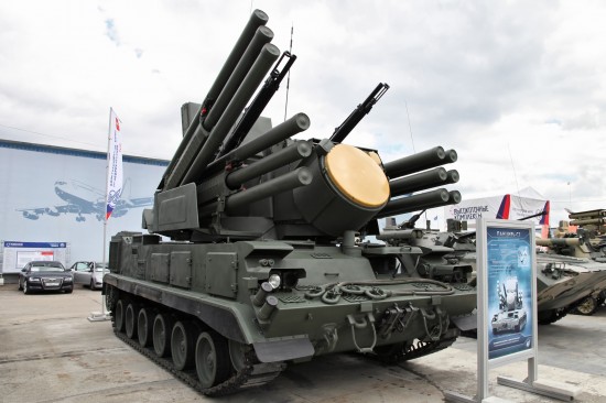 Pantsir-S1_(tracked)_-_Engineering_Technologies_2012_-1