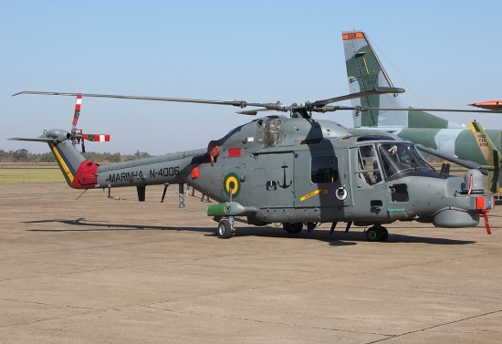 Westland_AH-11A_Super_Lynx_Mk21A_(WG-13),_Brazil_-_Navy_AN1989148