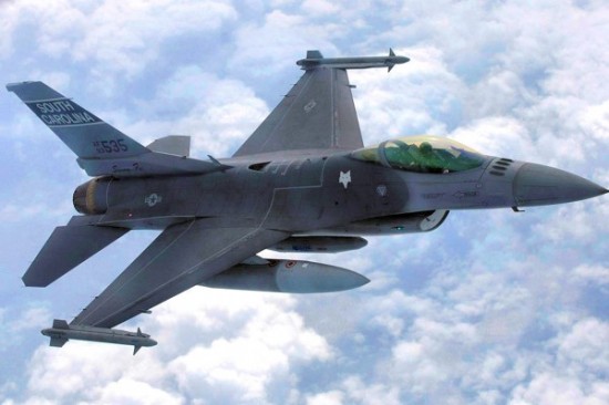 169th_Fighter_Wing_-_F-16_in_flight-600x400