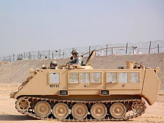 O carro blindado M113 é outro projeto antigo. Foi muito usado em combates no Vietnã. Em conflitos mais recentes, como a Guerra do Iraque, foi empregado para transporte de soldados e feridos.
