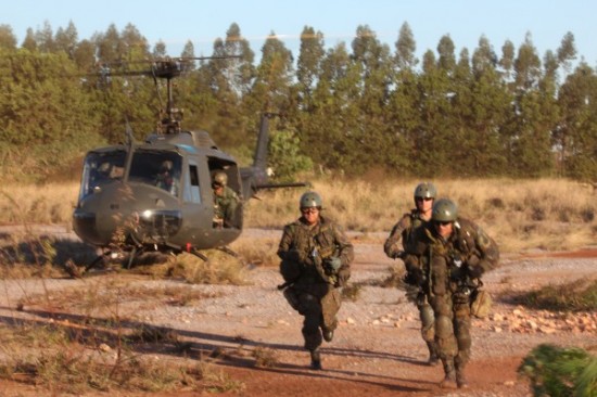 Treinamento de CASEVAC (da sigla, em ingles, para Casualty Evacuation) Foto Ag Força Aérea3