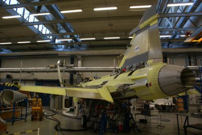 140918_avion_caza_Fabrica_SAAB_Gripen_SAAB