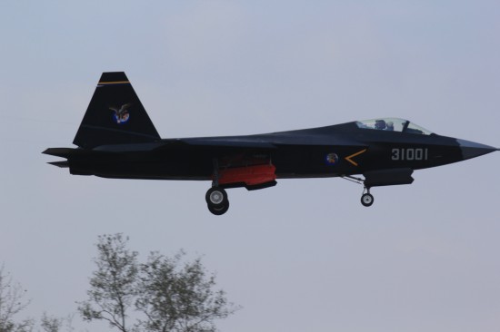 Shenyang-J-31-Gyrfalcon-Stealth-Fighter