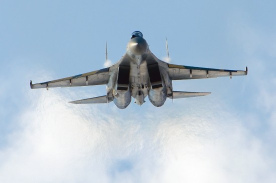 Sukhoi_Su-35S_at_MAKS-2011_airshow