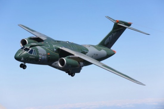 1º voo do KC-390