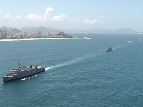 Parada Naval contou com sete navios