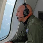 Chefe da Flotilha do Pacífico faz voo de espionagem no Mar da China Meridional  