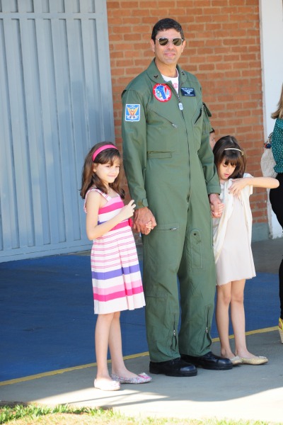 Bianca e Beatriz têm nove anos e são filhas do Tenente-Coronel Marcelo Gobett Cardoso